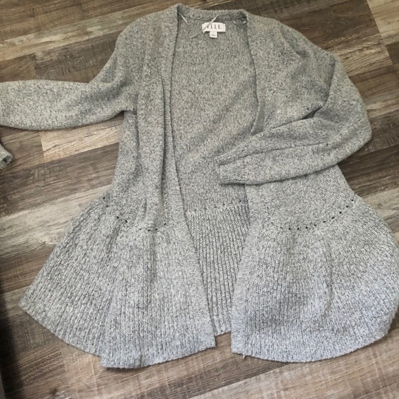 Sweater - Picture 2 of 3